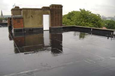 a flat rubber roof